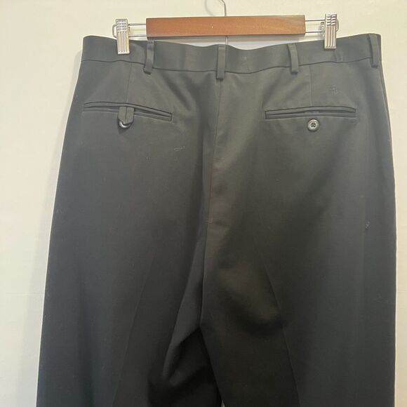 Dockers Premium Men's Size W34 L31 Black Relaxed Fit Business Casual Pants - Picture 9 of 12